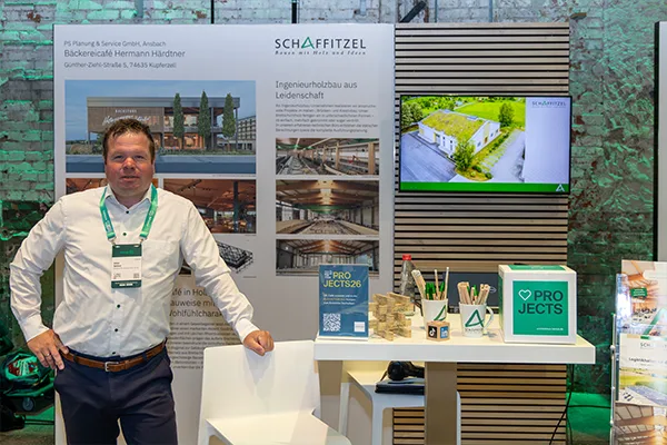 Vertriebsleiter Julian Delekat auf der ArchitekTOUR PROJECTS 26 in Stuttgart