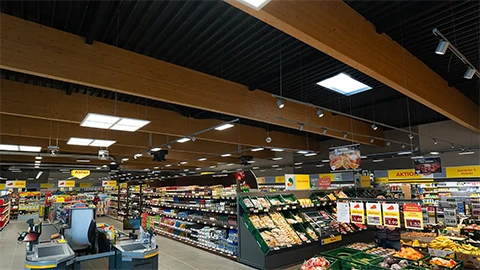 Holz-Dachtragwerk mit Parallelbindern des Netto-Marktes Bad Kreuznach