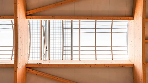 First-Oberlichtband der neuen Abbundhalle von Holzbau Kiefer